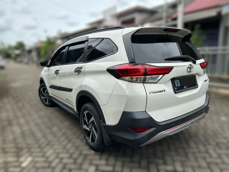 Mobil Bekas Toyota Rush 1.5 TRD Sportivo A/T 2020