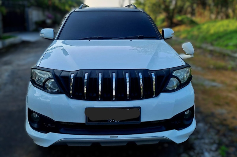 Mobil Bekas Toyota Fortuner G TRD Sportivo A/T 2013