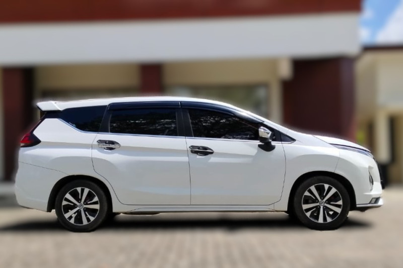 Mobil Bekas Nissan Livina 1.5 VL A/T 2021